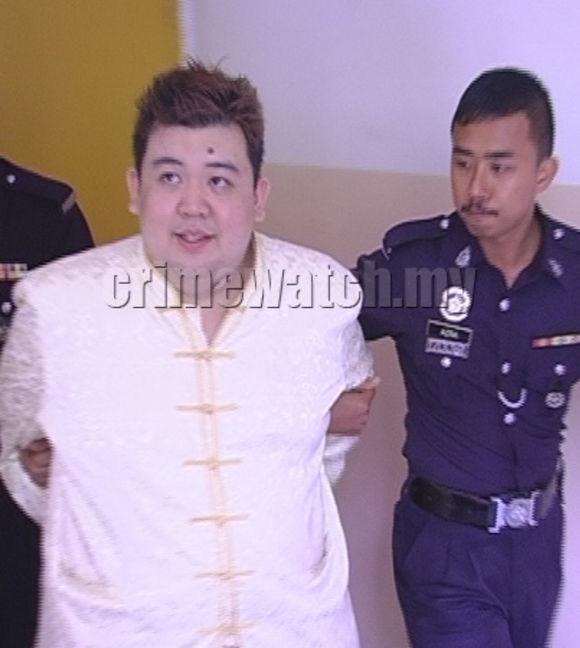 澳门六肖王小胖的真实身份与故事，视频解析全揭秘，澳门六肖王小胖的真实身份揭秘与故事全解析视频